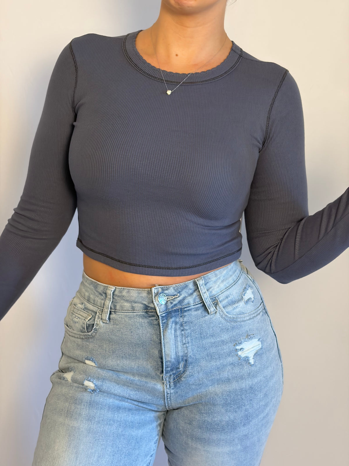 Iris Cropped Crew
