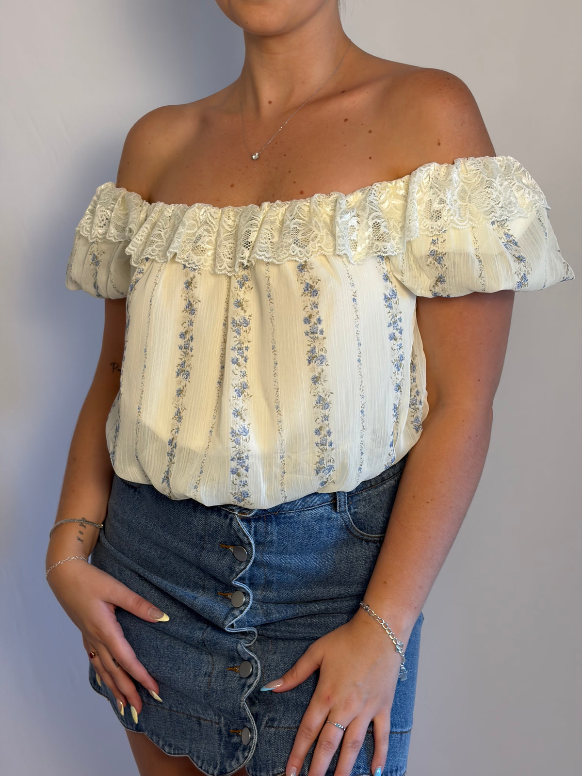 Winnie Puff Sleeve Blouse